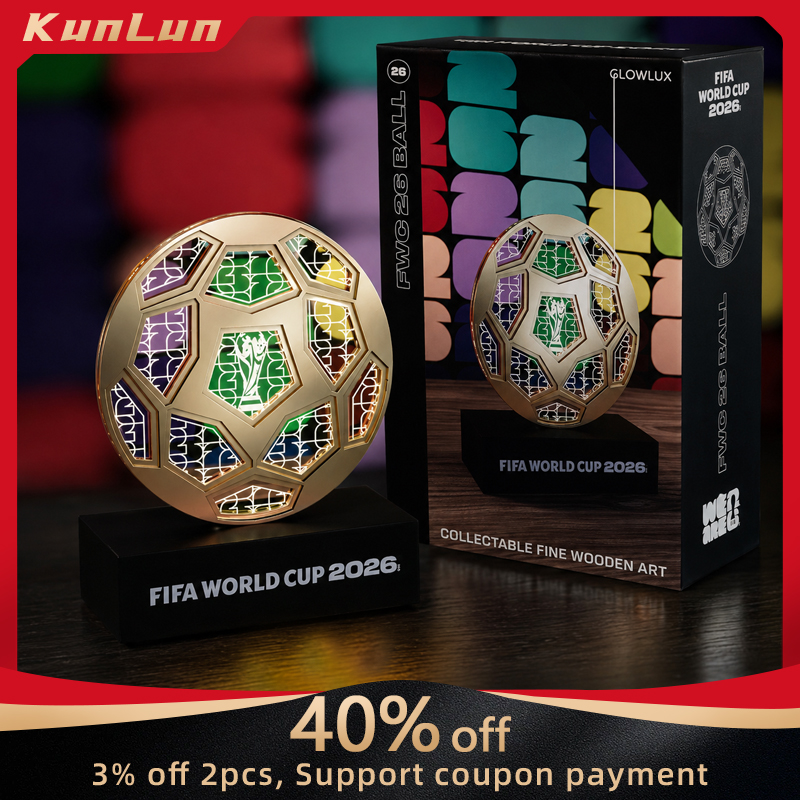 Lighting World Decor - FIFAワールドカップ ゴールデンサッカーボール LEDデスクランプ アクリルナイトライト ファンケーブデコレーション 公式ライセンス商品