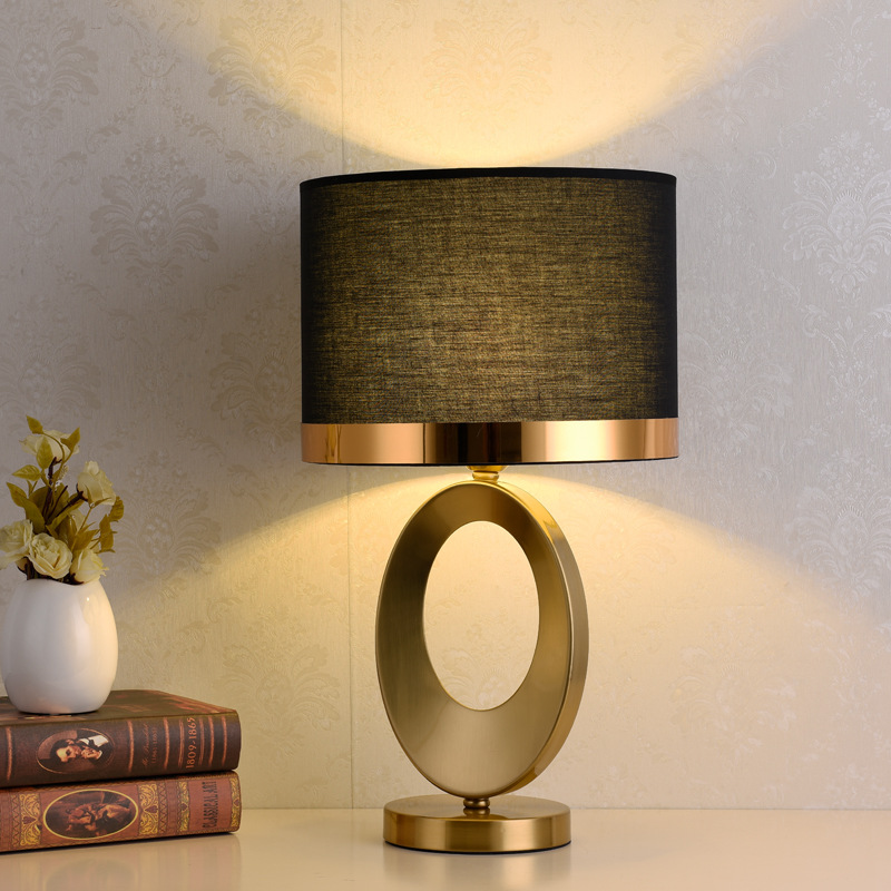 北欧風ライトラグジュアリー小型デスクランプ寝室リビングルーム - Room Lighting Bedroom Decor のレビューと価格