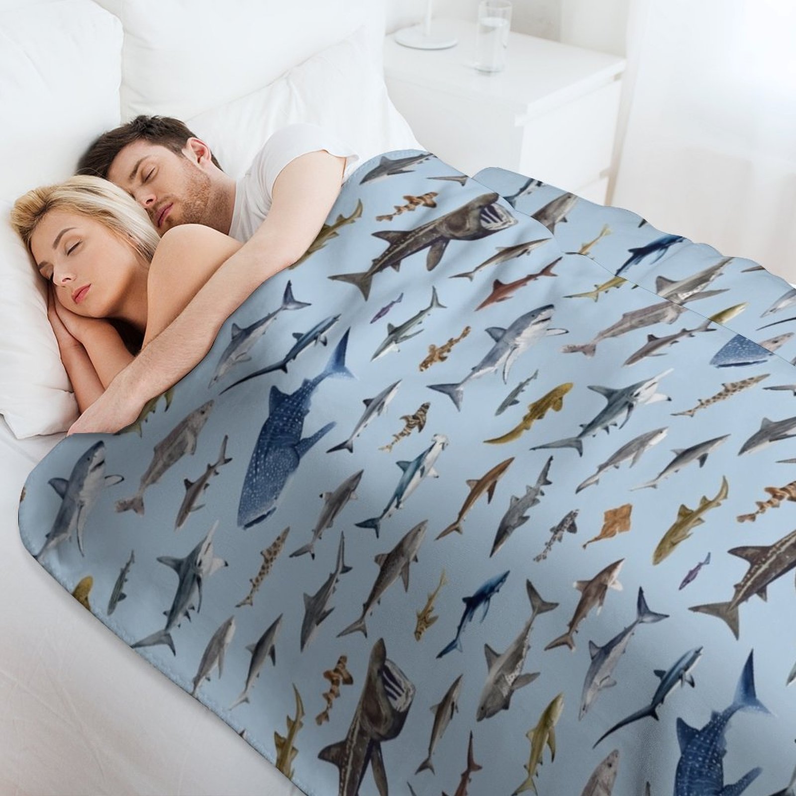 SHARKS ポスター - ライトブルーのソファ用スローケッ - Lighting Decoration Ideas For Home のレビューと価格