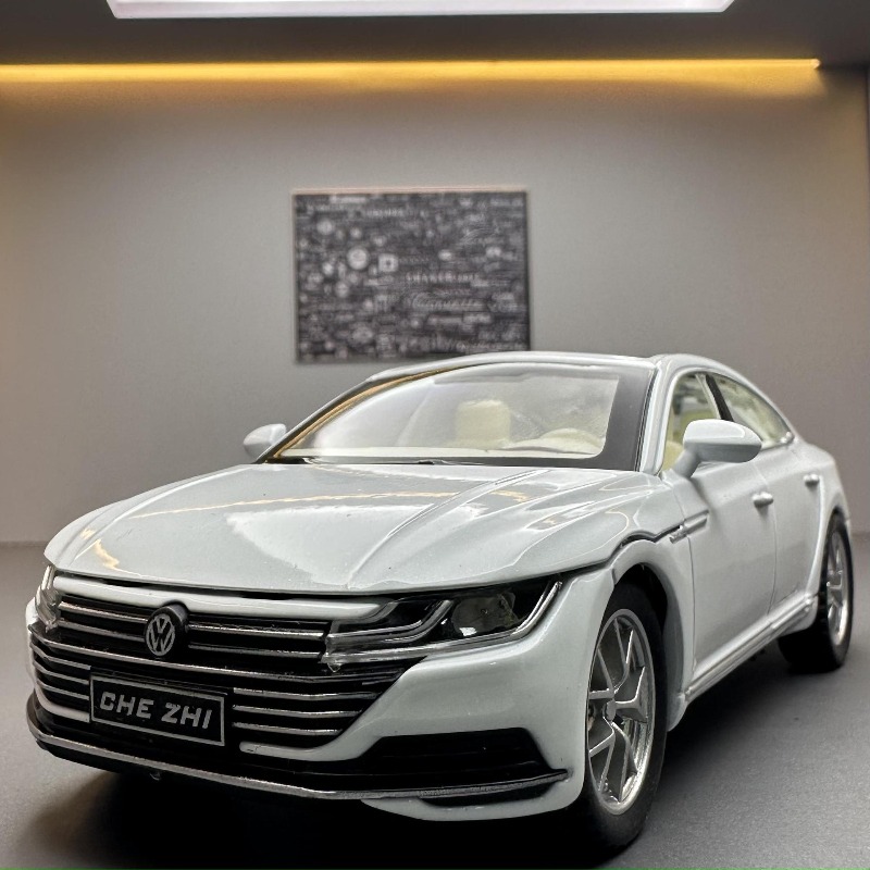 1:32スケール合金製カーモデル 132CC 6ドア サウン - Decor Lighting Returns のレビューと価格